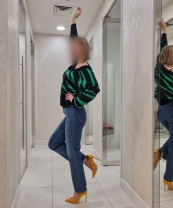 Я сотворю для вас незабываемый мир наслаждений и страсти.🌟 Мои услуги будут удовлетворять все ваши сокровенные желания. Расслабляющий массаж, игры на ролевые образы, эротический танец - я могу предложить вам все это и многое другое. 😘 Позвольте мне воплотить в жизнь ваши самые сокровенные фантазии. Мои фото подтвердят мою естественную красоту и формы. Каждое мгновение со мной станет праздником для ваших чувств. Мое тонкое тело и нежные прикосновения будут роскошью, доступной только в Москве. 🌹 Жду вашего звонка! 💋 Ася